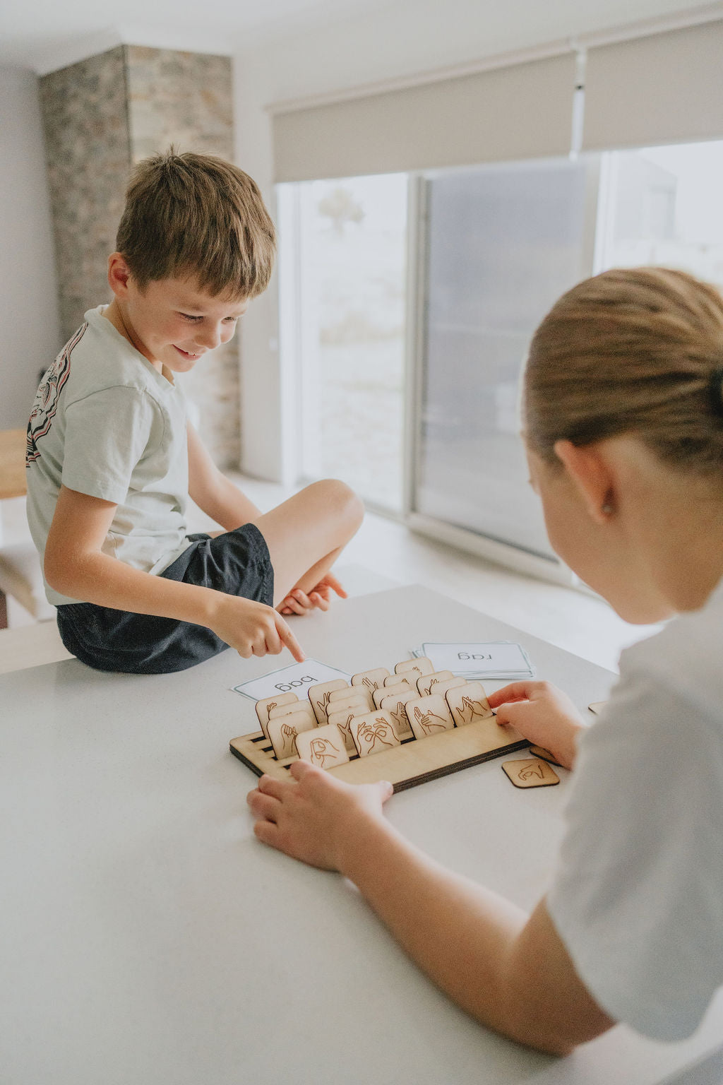 Auslan Letters Board Game