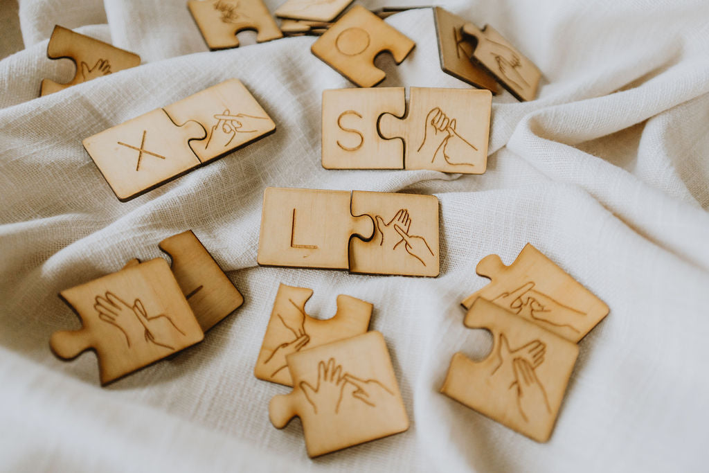 Auslan Alphabet Uppercase Puzzles